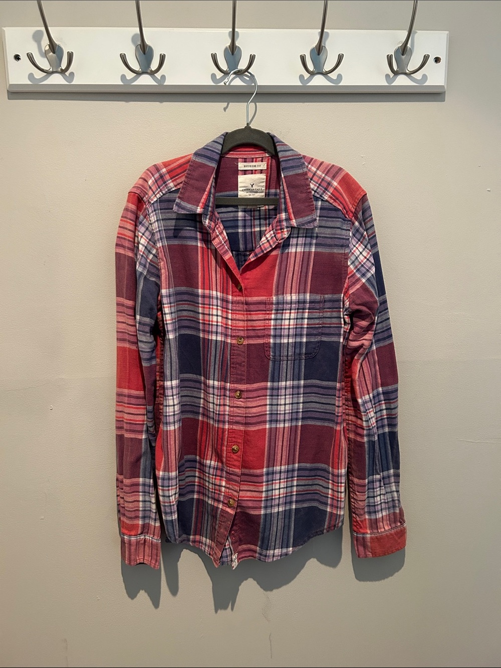 American Eagle women’s button down shirt